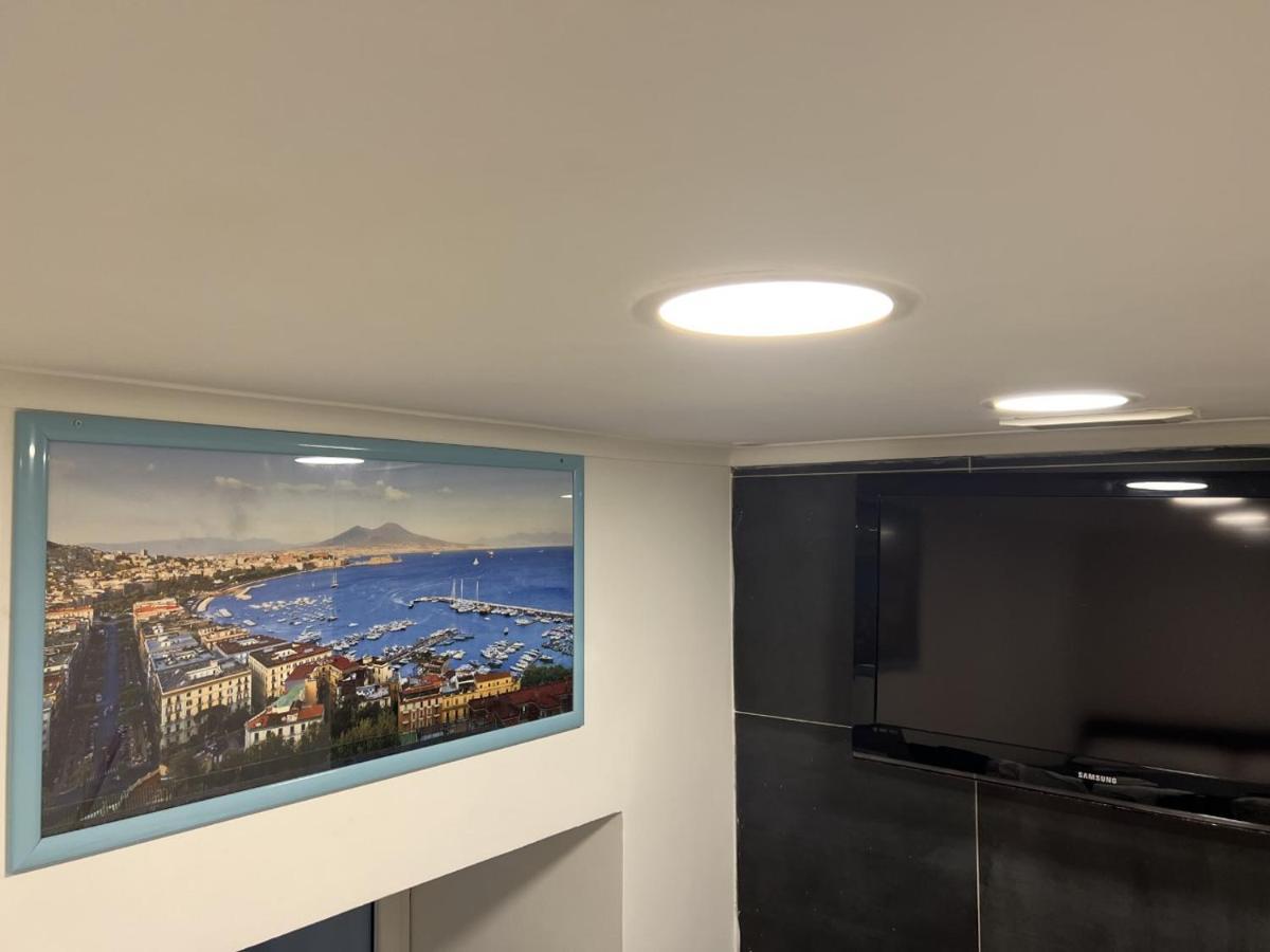 B&B Luna Rossa Napoli Exterior foto